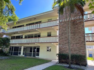 412 S Luna Court #2, Hollywood, FL 33021