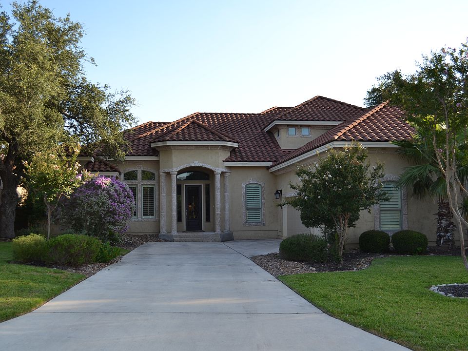 1st image of 230 Verbena Hl