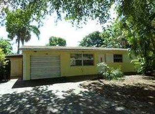 266 W Shadyside Cir, West Palm Beach, FL 33415