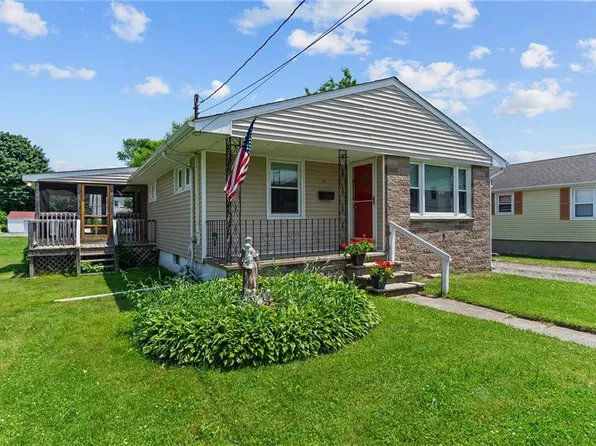 11 Custer Ave, Johnston, RI 02919