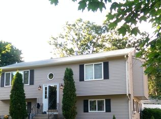 29A Winman Ct, Warwick, RI 02886