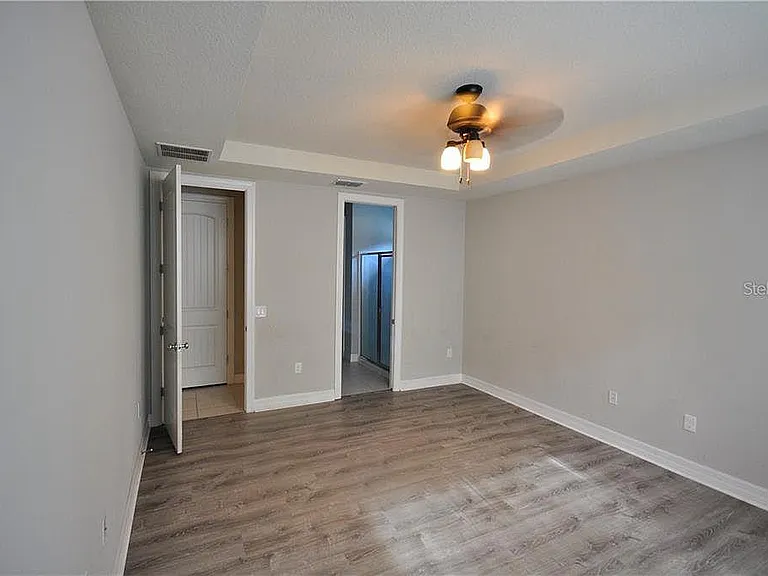 2443 Gratia Pl — Photo 8