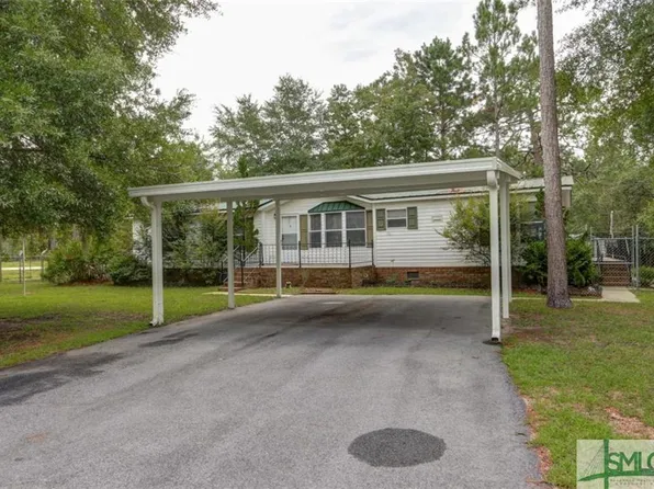2 Canvasback Dr, Savannah, GA 31419