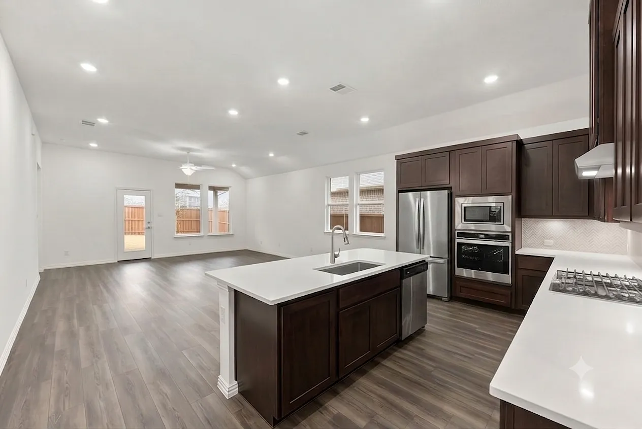 4 bed, 2264 sqft, $2,295 — Photo 4