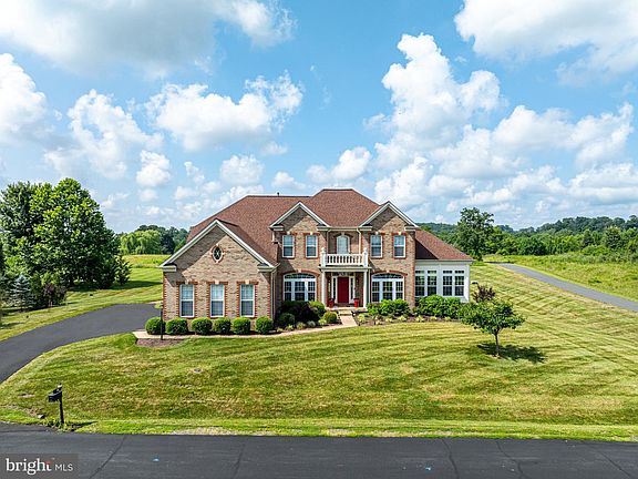 2nd image of 19575 Rothbury Ln