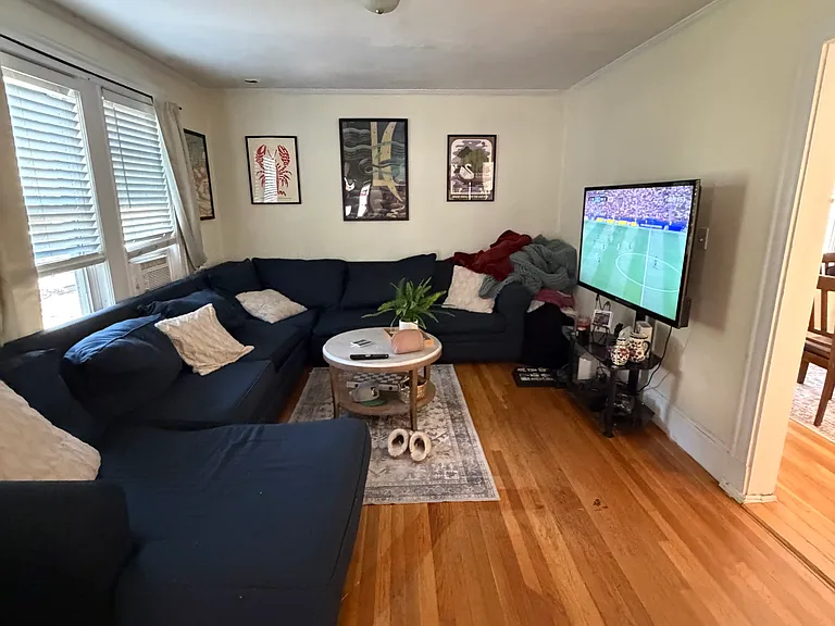 175 Boston Ave #4 — Photo 1