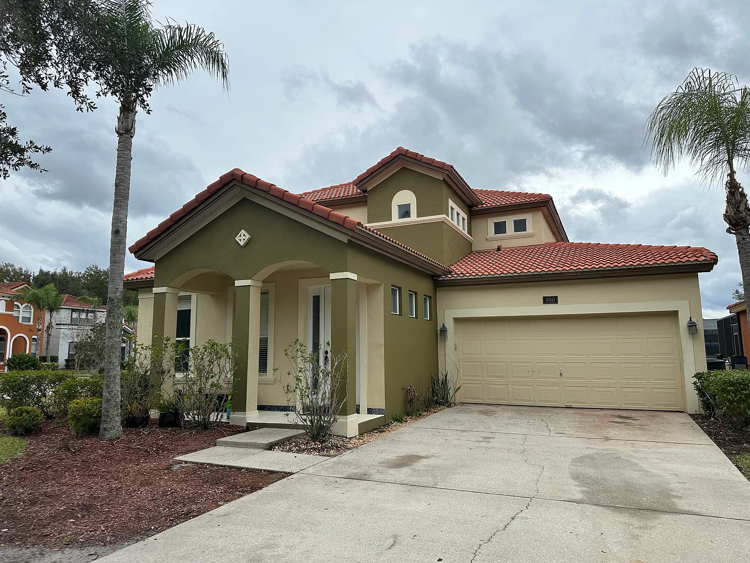 5 bed, 4.0 bath, 2411 sqft, $3,095 — Photo 1