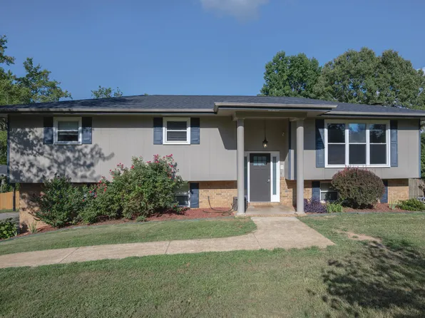 11649 Holly Cir, Soddy Daisy, TN 37379
