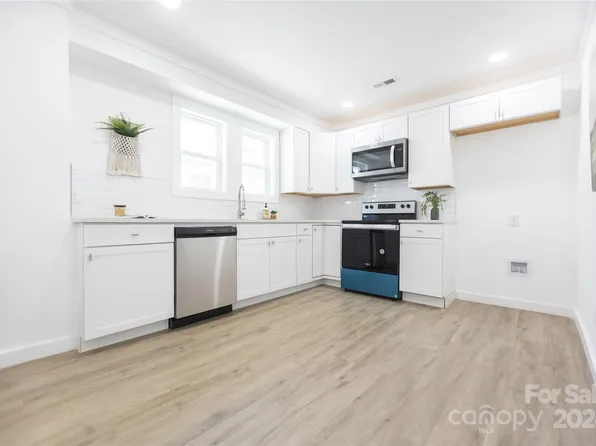 1009 Locke St, Salisbury, NC 28144