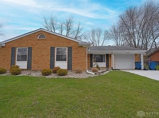 6429 Larcomb Dr, Dayton, OH 45424