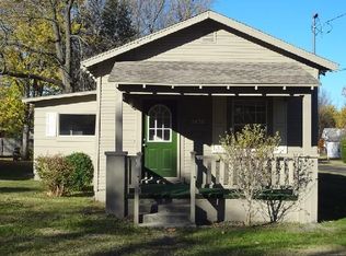 2457 N Lyon Ave, Springfield, MO 65803