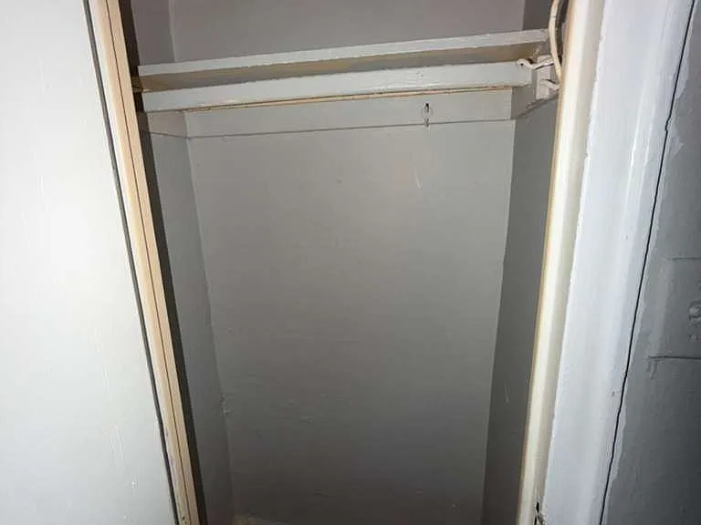 253 E 181st St #4B — Photo 4