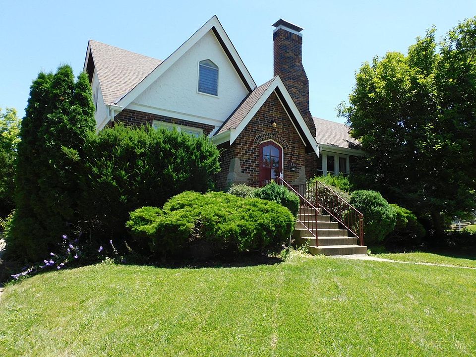 1st image of 1336 Covedale Ave