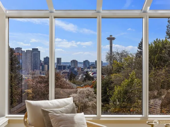 1231 5th Avenue N #302, Seattle, WA 98109