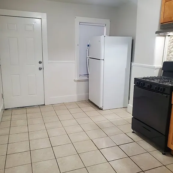 182 Walnut Ave #2 — Photo 4