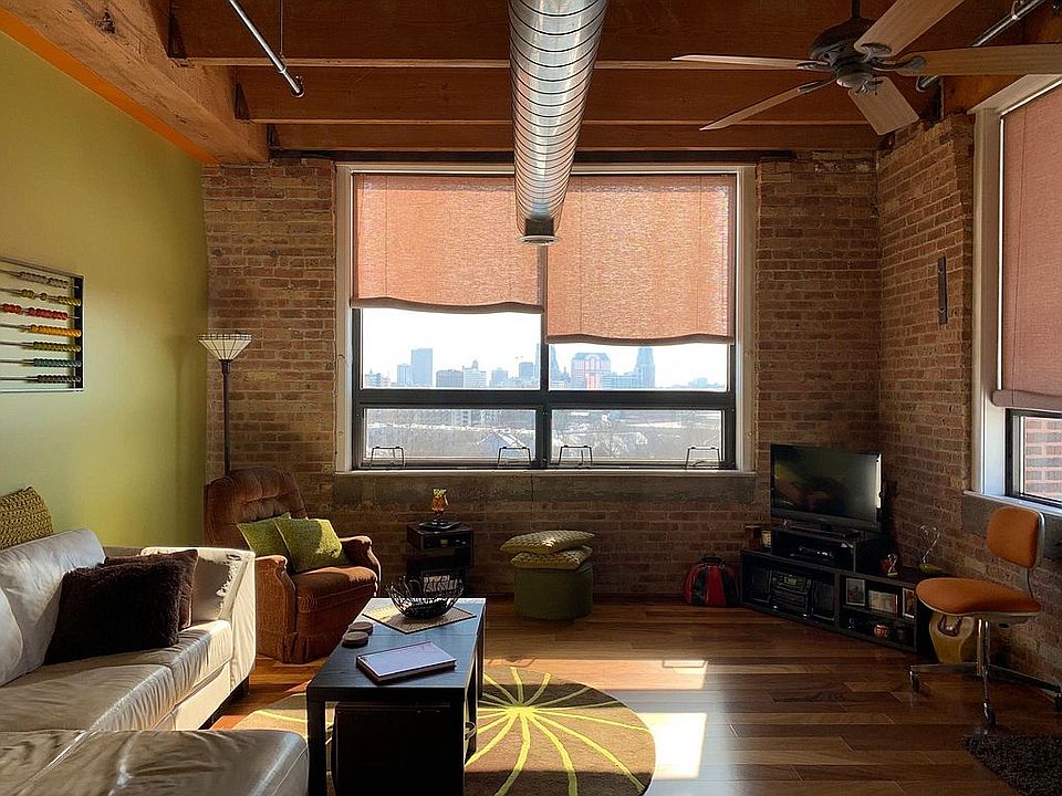 1st image of 234 E Reservoir Ave #501