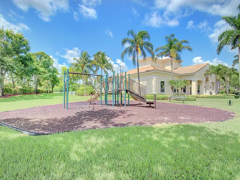 9917 Porta Leona Ln — Photo 26
