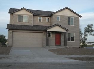 2602 Bradford Ct, Williston, ND 58801