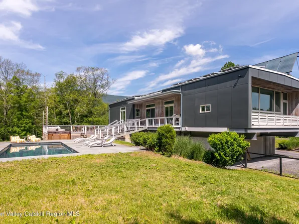 115 Band Camp Road, Saugerties, NY 12477