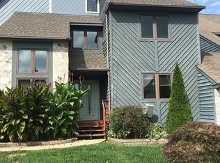 33 Foxtail Ct, Newark, DE 19711