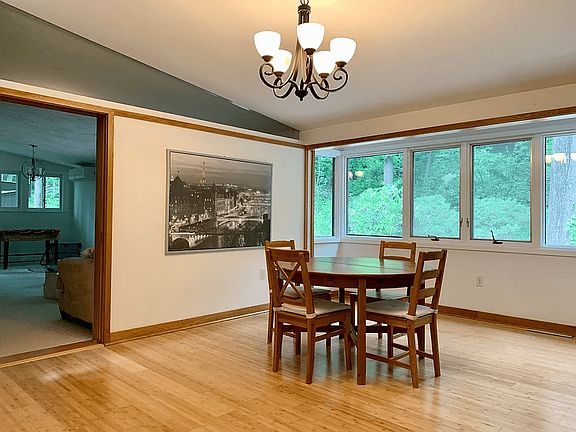 2nd image of 30 Peacock Farm Rd