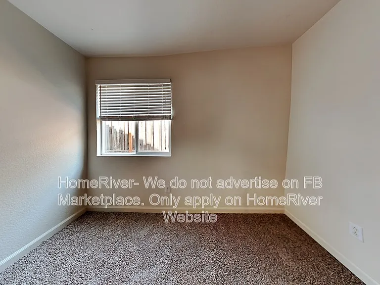 593 Fisher Cir — Photo 14