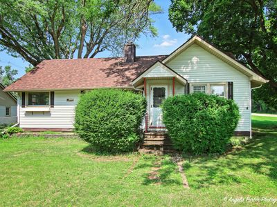 4713 McCullom Lake Rd, McHenry, IL, 60050