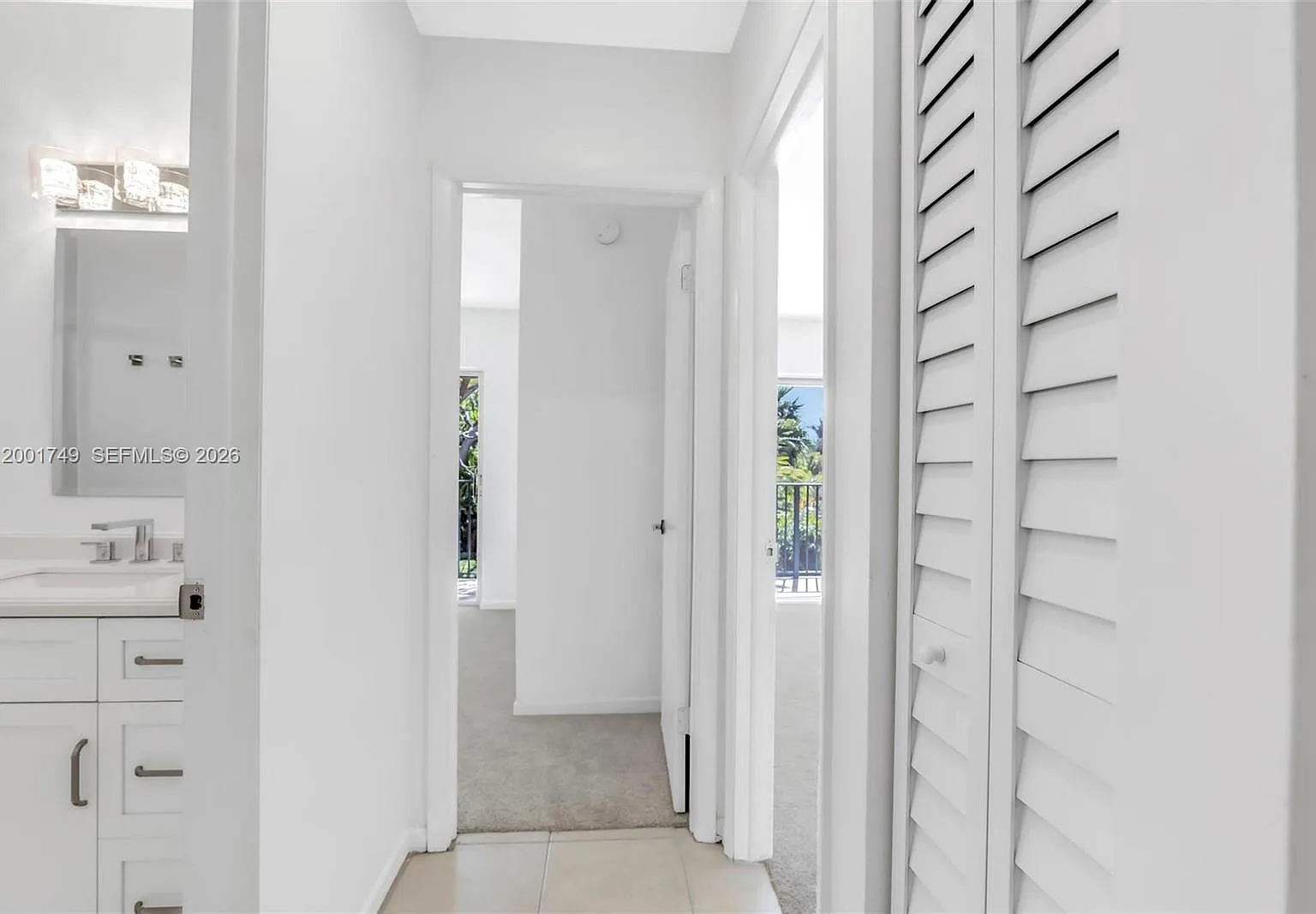 Coral Reef Townhouses Con — Photo 4