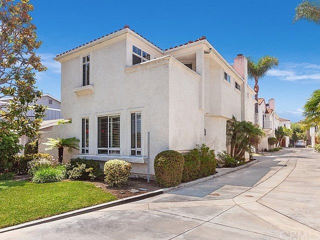 1st image of 179 Mesa Dr Unit F