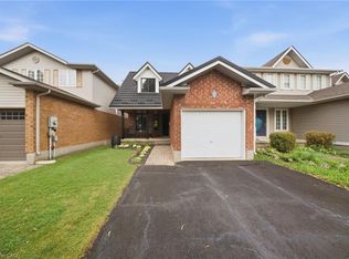 19 Boulder Cres, Guelph, ON N1G 5A3