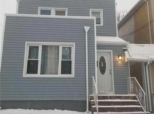 13826 233rd St, Jamaica, NY 11422