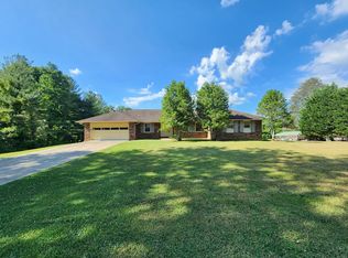 411 Cragmont Rd, Black Mountain, NC 28711