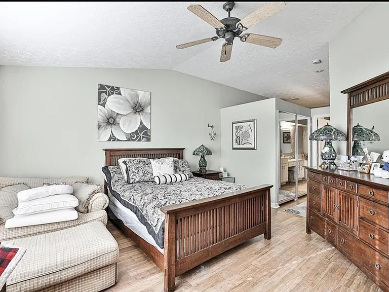 4331 Marival Dr — Photo 11