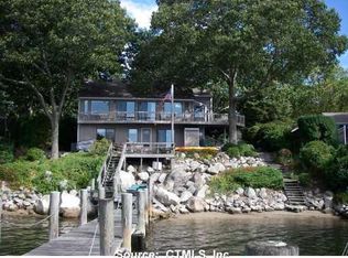 16 Skiff Ln, Mystic, CT 06355