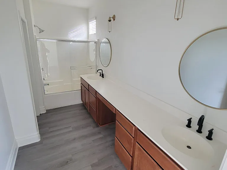 305 Island Way #2 — Photo 11