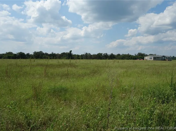 4291 McGirt Rd, Maxton, NC 28364
