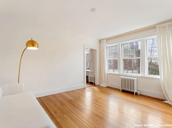 20 Concord Ave APT 6, Cambridge, MA 02138