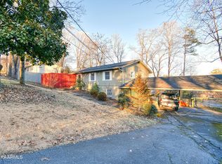 712 Aeronca Rd, Knoxville, TN 37919