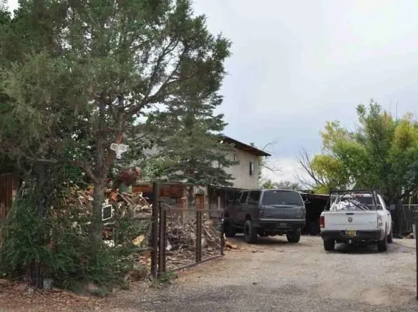 12 Mule Deer Rd, Ranchos De Taos, NM 87557