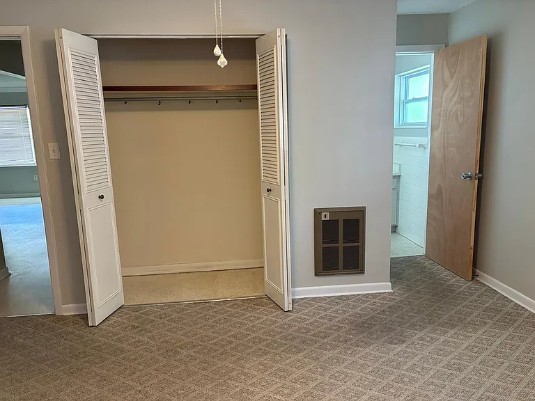 275 Belle Ayre Dr — Photo 12