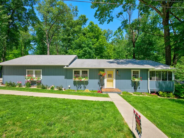 6400 Mallard Dr, Nineveh, IN 46164