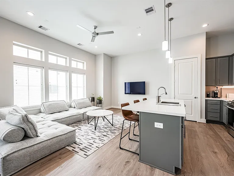5209 Allen St #F — Photo 23
