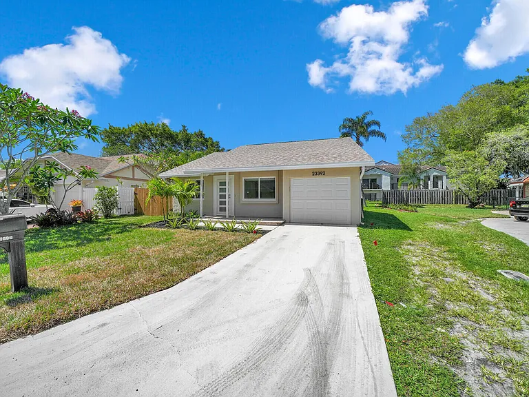 23392 Country Club Dr E — Photo 19