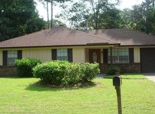 10 Oxford Ct, Savannah, GA 31419