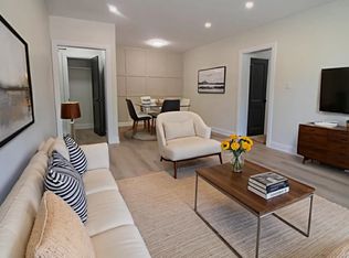 32 Price Ave #3, Welland, ON L3C3X9