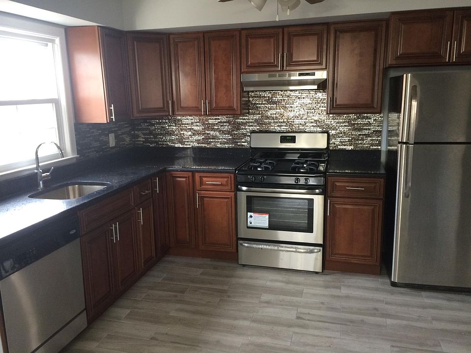 1st image of 24 Borcher Ave Floor 1