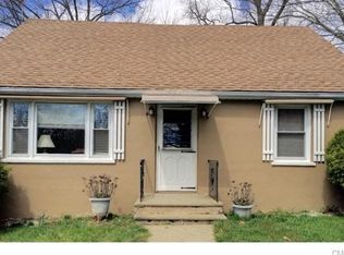 116 Alba Ave, Bridgeport, CT 06606