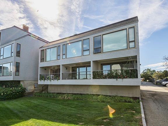 3rd image of 31 Constitution Way Unit 31