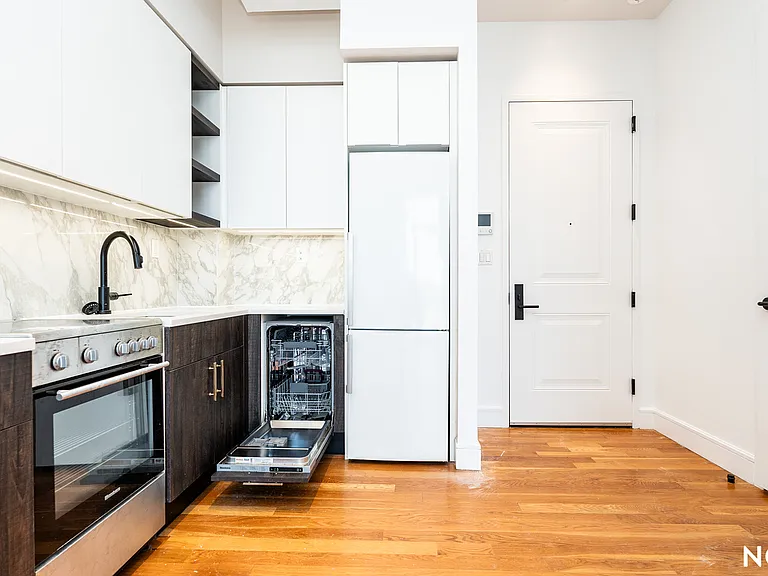 321 Wythe Ave #1504 — Photo 3