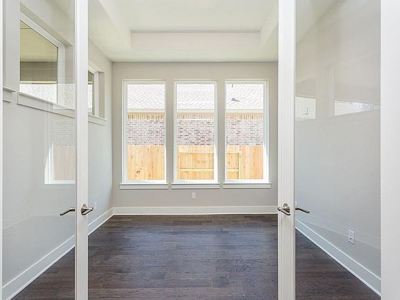 4th image of 5176 Andorra Bend Ln